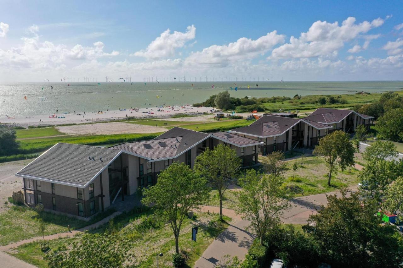 וורקום Marinapark Beach Resort Soal מראה חיצוני תמונה